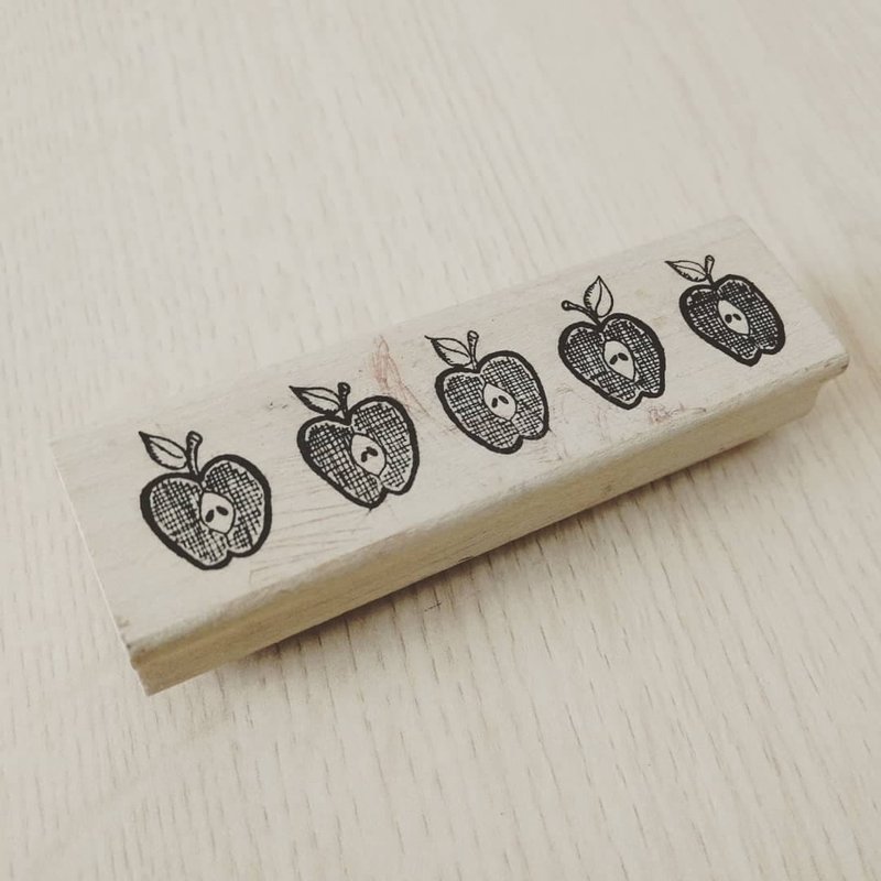 USA 1995 G-Rated  Five Apples Wooden Rubber Stamp - ตราปั๊ม/สแตมป์/หมึก - ไม้ สีกากี