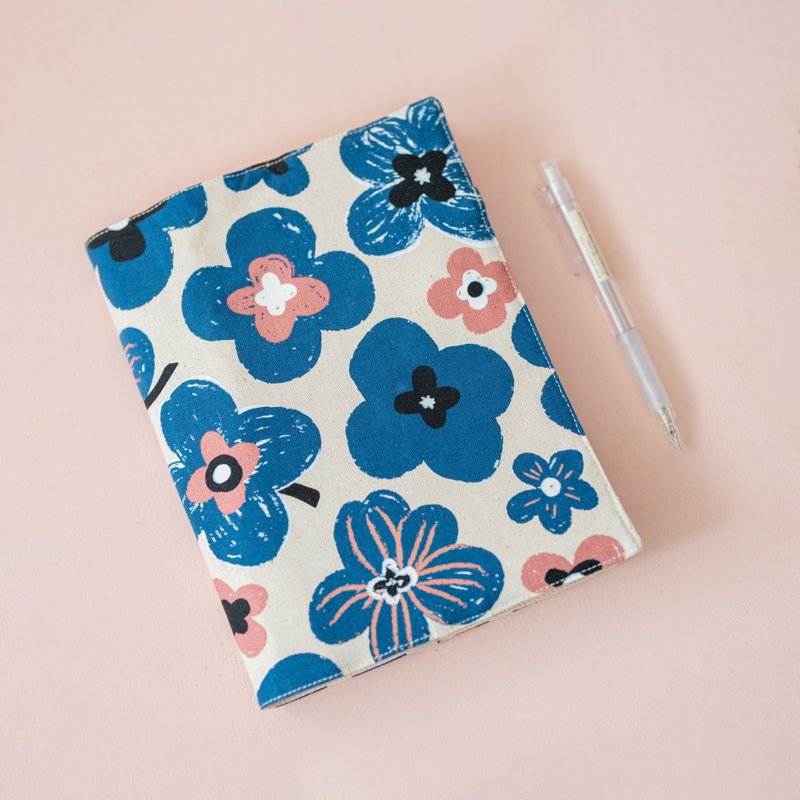 Cloth Cover for Books A5 standard size Japanese Fabrics - ปกหนังสือ - ผ้าฝ้าย/ผ้าลินิน หลากหลายสี