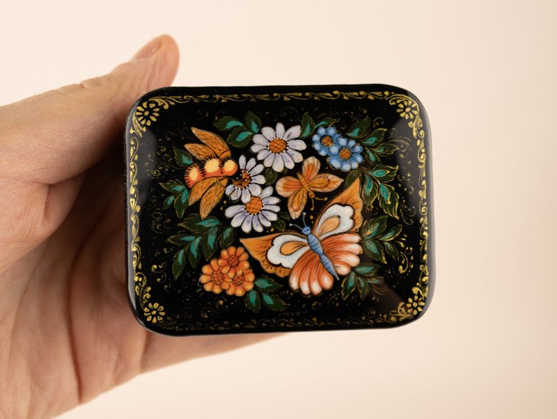 Personalized hand-painted jewlery box Butterflies, Ornate jewelry Lacquer Box - กล่องเก็บของ - วัสดุอื่นๆ 