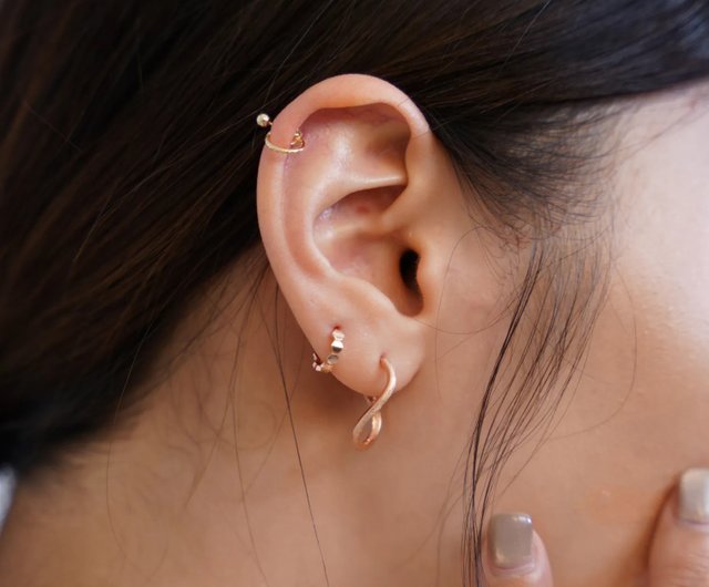 14K ラインスターダイヤモンドロックボールピアス (フロントロック