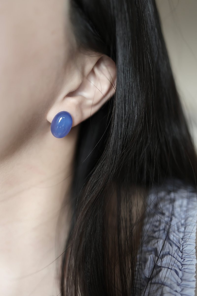 Ultramarine agate earrings can be hand-designed with Clip-On - ต่างหู - หยก สีน้ำเงิน