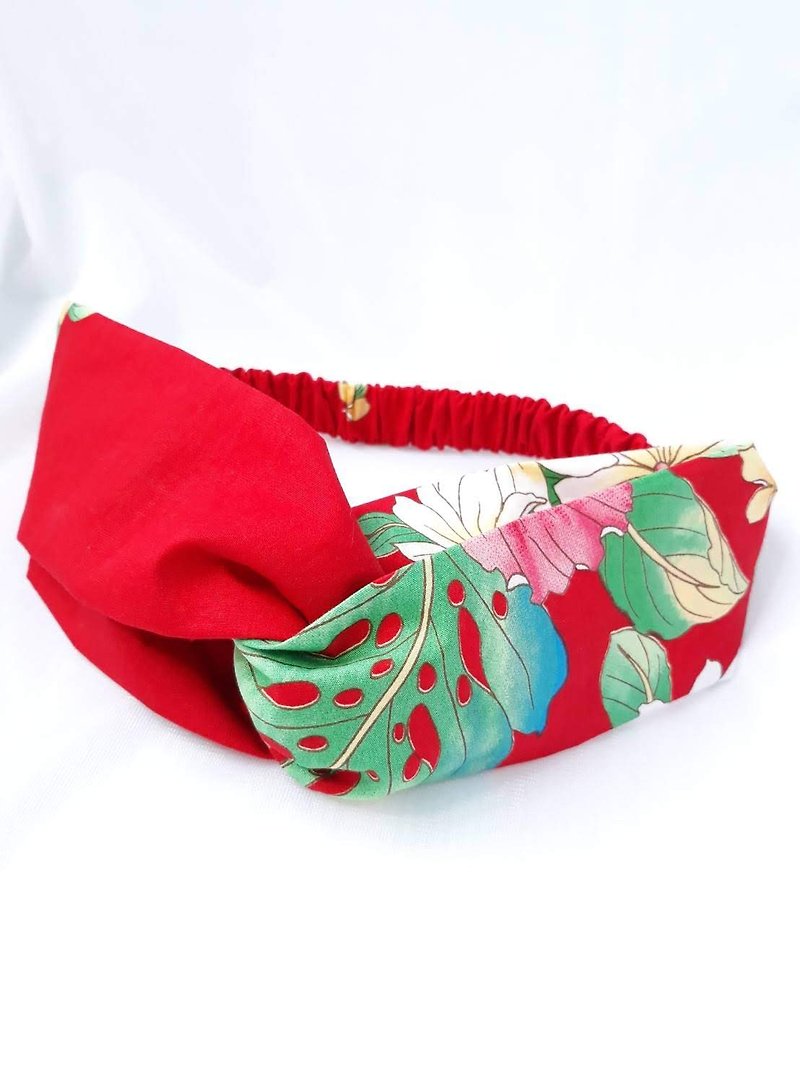 Taiwanese red hibiscus and gardenia handmade headband - ที่คาดผม - ผ้าฝ้าย/ผ้าลินิน สีแดง