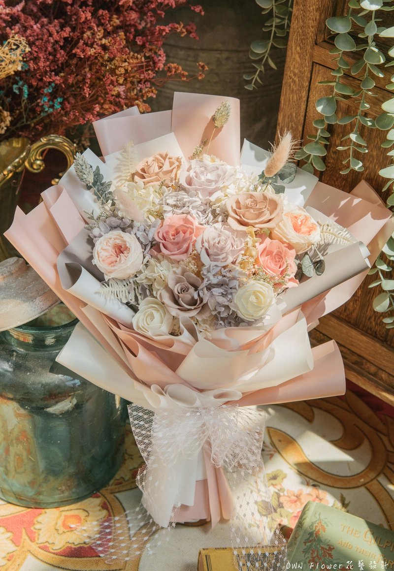 永生玫瑰花束/不凋花花束/永生玫瑰/客製花束/永生花束/求婚花束 - 乾燥花/永生花 - 植物．花 粉紅色