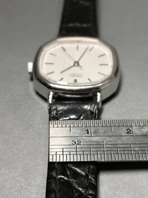 セイコー SEIKO 腕時計 1980年代 クォーツ時計/温清峰/ヴィンテージ 