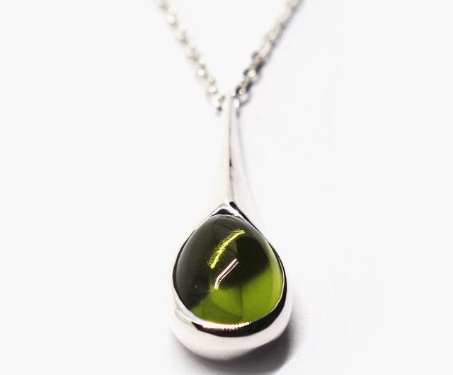 希少・オリーブなペリドットカボションSV925ネックレス【Pio by Parakee】peridot necklace - ショップ Pio by Parakee  ネックレス - Pinkoi