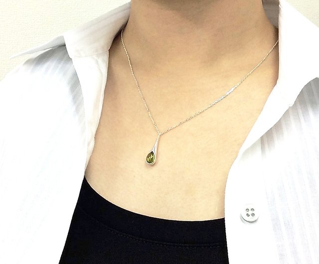 希少・オリーブなペリドットカボションSV925ネックレス【Pio by Parakee】peridot necklace - ショップ Pio by Parakee  ネックレス - Pinkoi