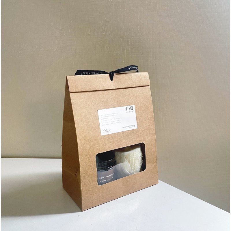 【4:20 vibin lab】soy candle environmentally friendly natural soy scented candle gift bag set - เทียน/เชิงเทียน - แก้ว สีนำ้ตาล