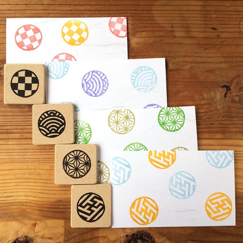 Easy to use round pattern Japanese pattern petit eraser ginkgo set 4 pieces - ตราปั๊ม/สแตมป์/หมึก - วัสดุอื่นๆ ขาว
