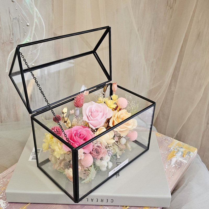 Eternal Rose Glass House Flower House is in stock and shipped quickly. - ช่อดอกไม้แห้ง - พืช/ดอกไม้ สึชมพู