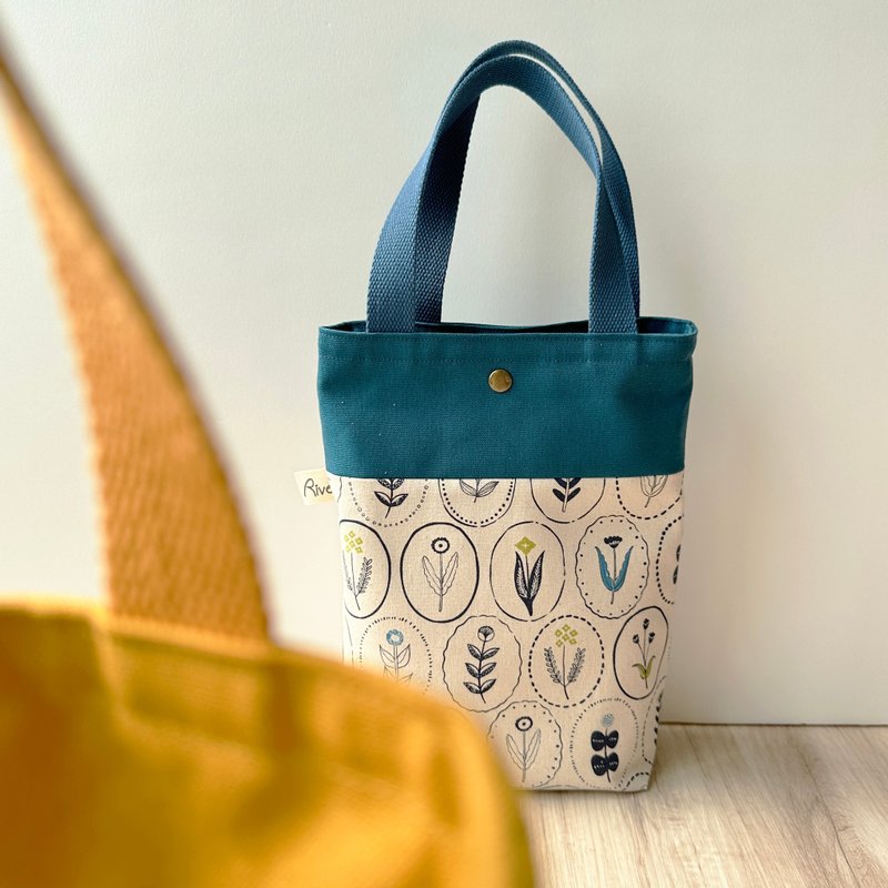 【River】Small walking bag/flower and plant collection/blue - กระเป๋าถือ - ผ้าฝ้าย/ผ้าลินิน สีน้ำเงิน