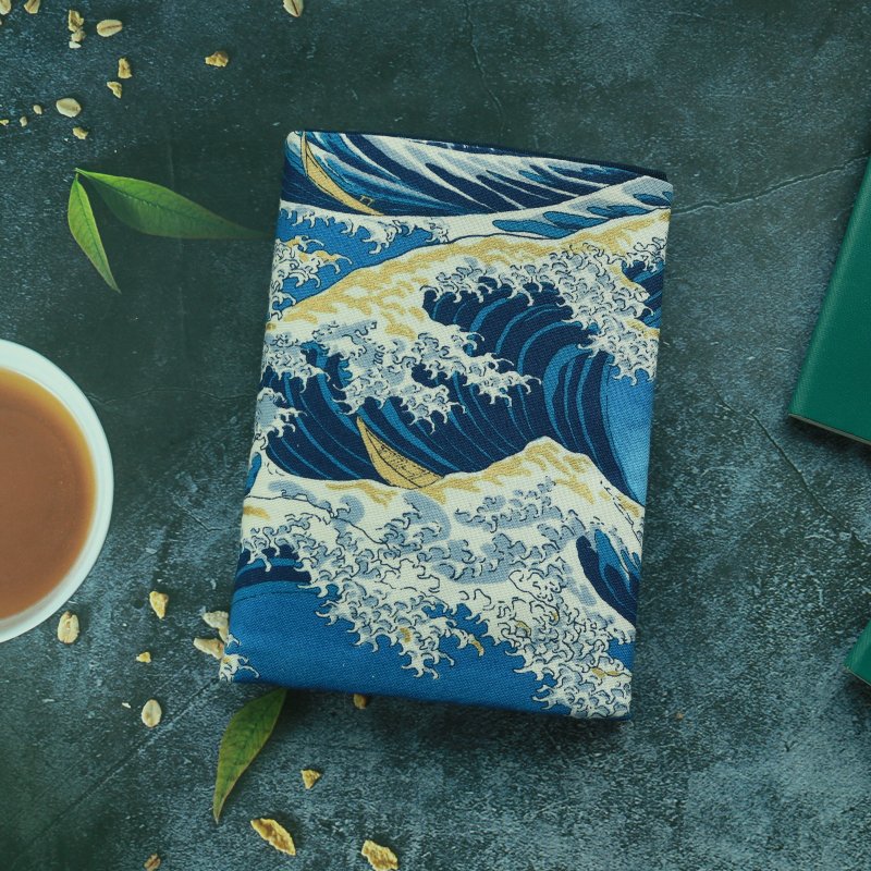 [Mount Fuji-Dark Blue] Passport Cover, Passport Holder, Passport Bag, Must-Have Handmade Passport Cover for Going Abroad - ที่เก็บพาสปอร์ต - ผ้าฝ้าย/ผ้าลินิน สีน้ำเงิน