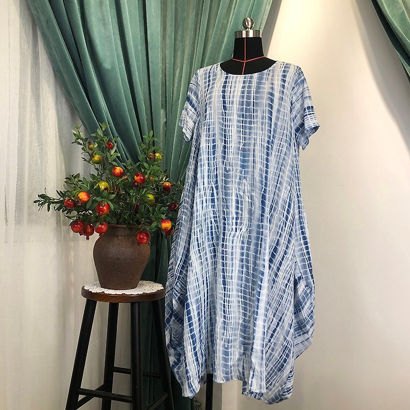 [Ladies' Day New Products] Japanese Particle Print One-piece Dress [CONTRAST Cards] - One Piece Dresses - Cotton & Hemp Blue