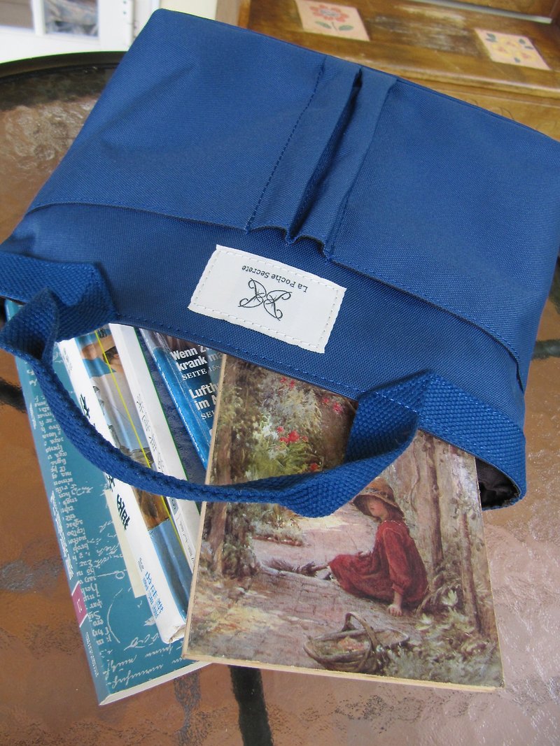 LaPoche Secrete: Exchange Gifts_Elegant Storage Bags in Bag_青空蓝 - กระเป๋าเครื่องสำอาง - วัสดุอื่นๆ สีส้ม