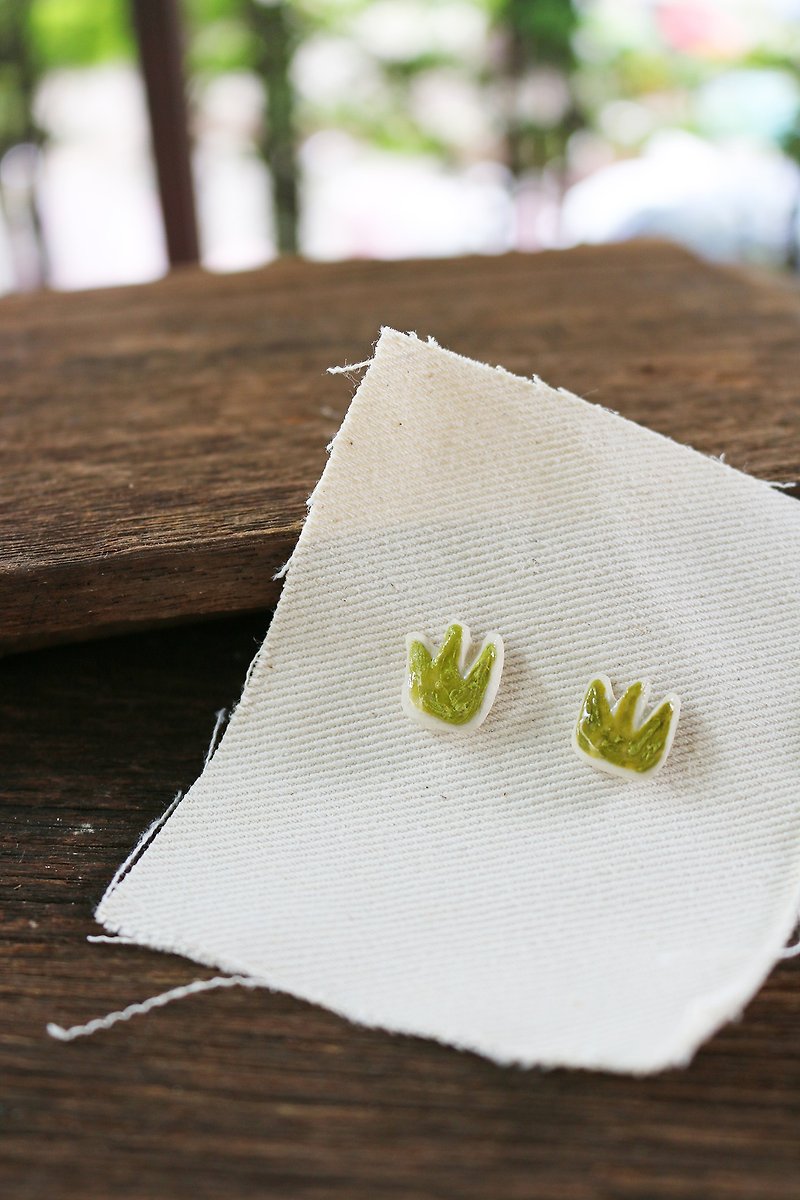 Earring Grass in garden - Earrings & Clip-ons - Pottery Green
