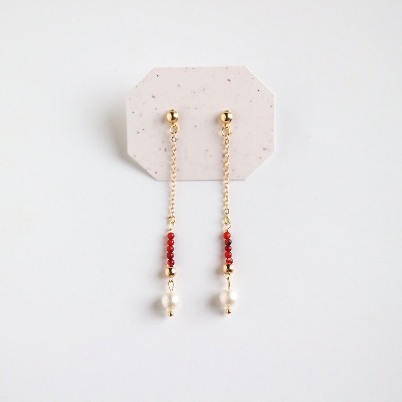 18kgf red natural stone agate Japanese cotton pearl simple drop dangle earrings - Earrings & Clip-ons - Stone Red