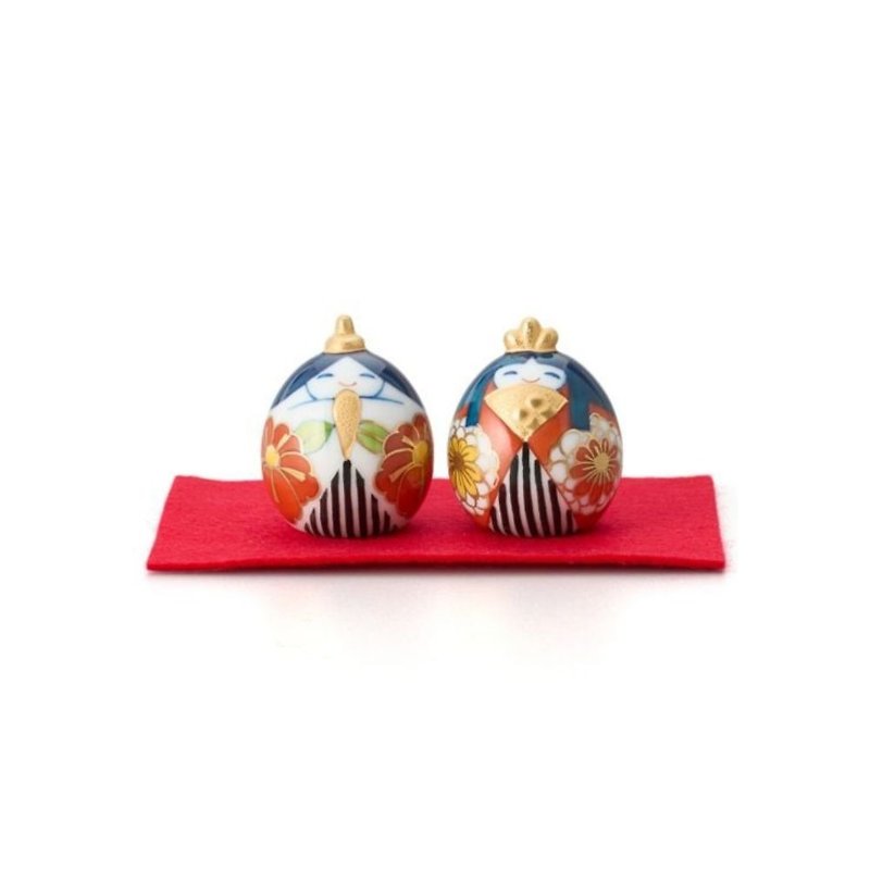 Japanese-Style Miniature Flower Doll Ornament - ของวางตกแต่ง - เครื่องลายคราม สีแดง