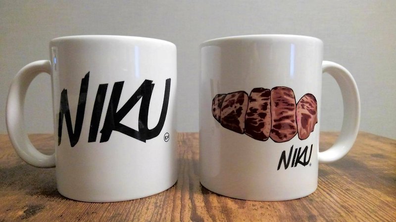NIKUマグカップ　ロゴのみ&イラスト付き - 咖啡杯 - 陶 白色