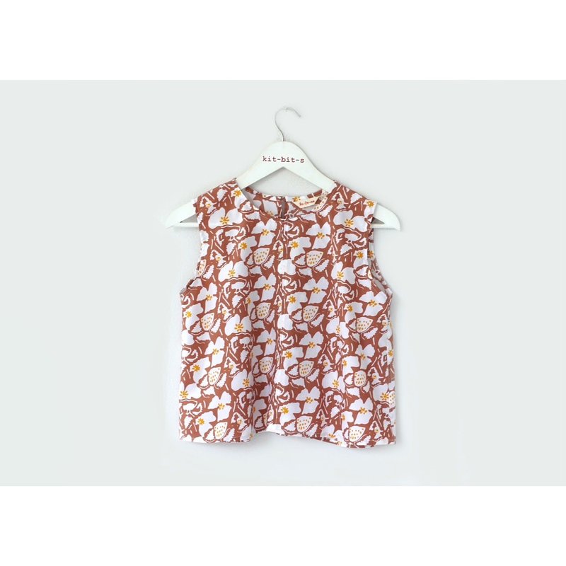 Brown flower lover pattern sleeveless - Women's Tops - Cotton & Hemp Brown