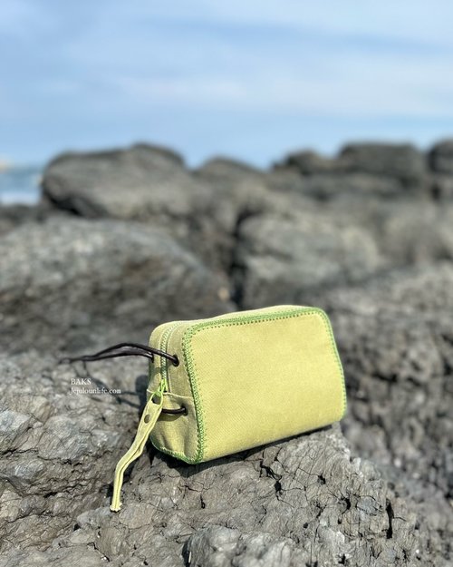 BAKS JEJULOUNLIFE Canvas olive green square mini Bag