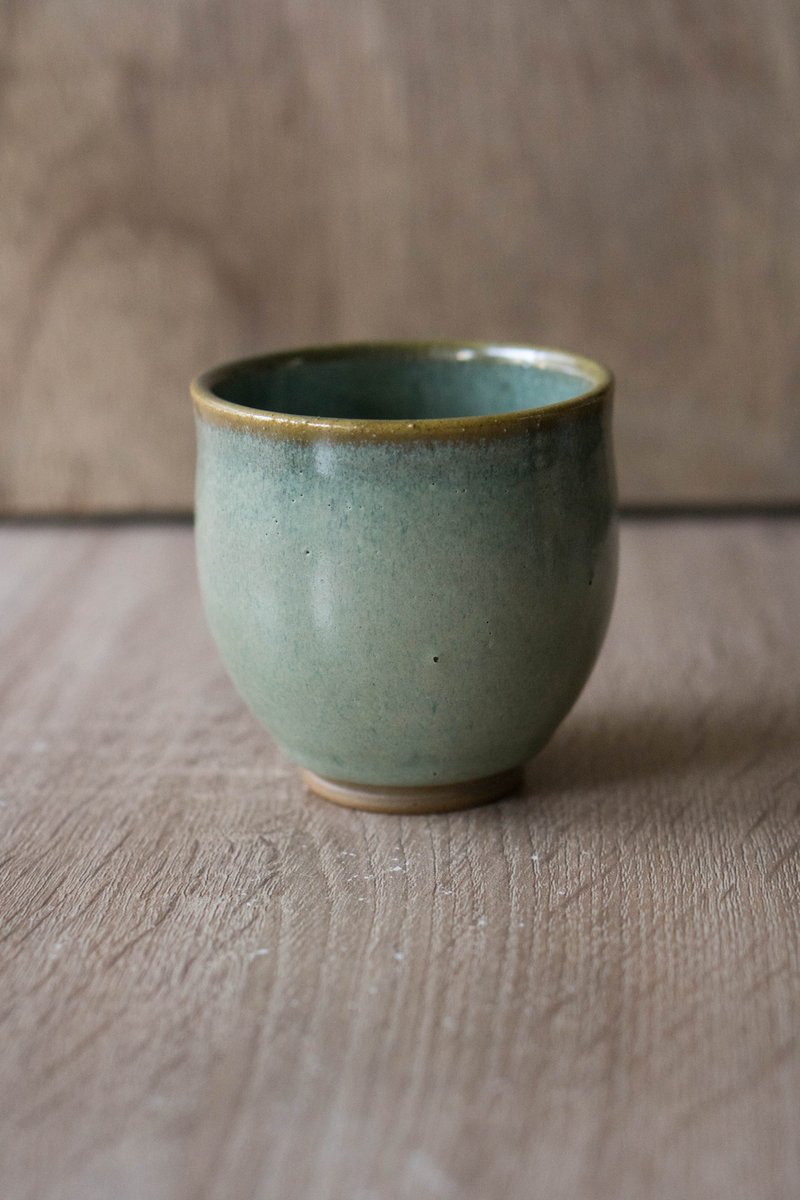Green ceramic cup - Cups - Pottery Green