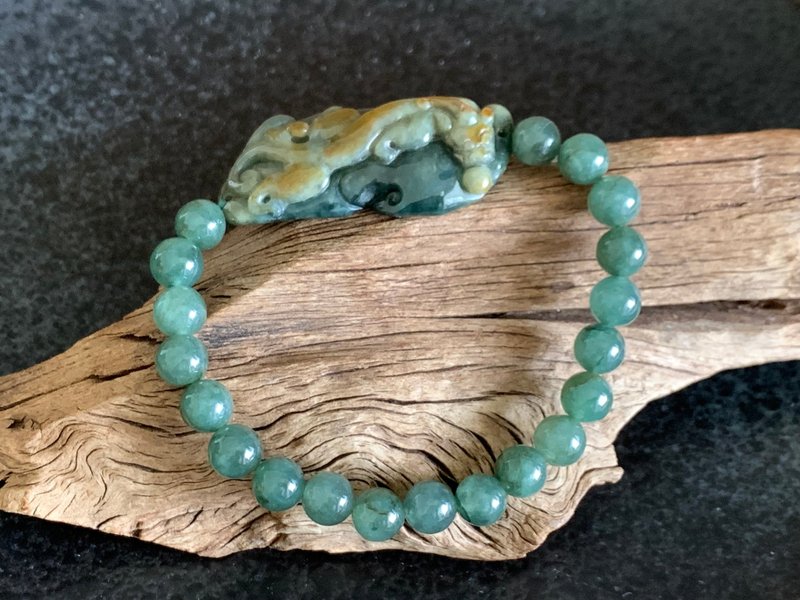 Fast shipping, free consecration, natural Burmese jade, lucky Pixiu bracelet, hand-carved oil green honey yellow - Bracelets - Jade Multicolor