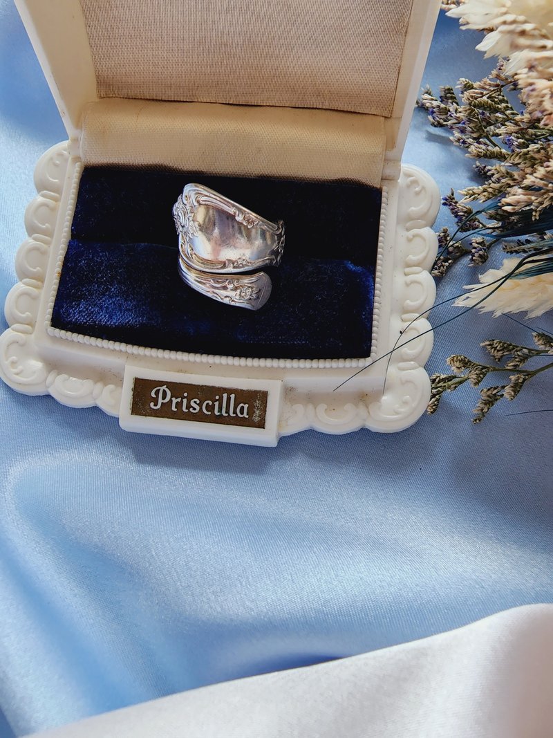 美國西洋古董飾品 /木蘭花卉藤蔓壓紋鍍銀勺環復古戒指 - 戒指 - 其他金屬 