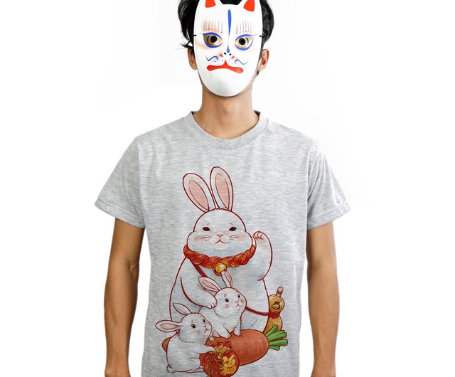 レア★COACHTシャツ★シュールなウサギ LOOKING BACK MONTHLY STICKER T-SHIRTS 202403｜ウサギがいる