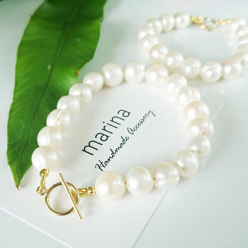 14kgf*peach shape baroque pearl bracelet - 手鍊/手鐲 - 寶石 白色