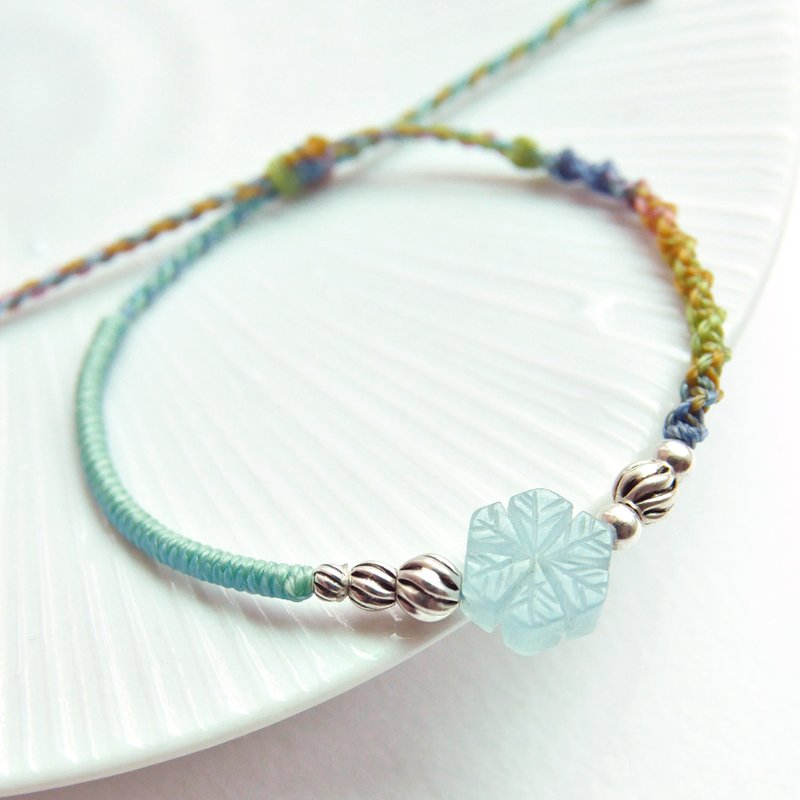 [Xia Xue] - Wax thread weaving - Aquamarine snowflake Wax thread weaving bracelet - สร้อยข้อมือ - วัสดุอื่นๆ ขาว