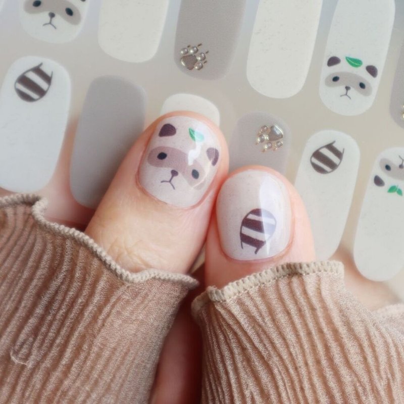 [Lunacaca Gel Nail Sticker] C01096 Little Raccoon can easily remove it | Does not damage real nails - ยาทาเล็บ - พลาสติก 