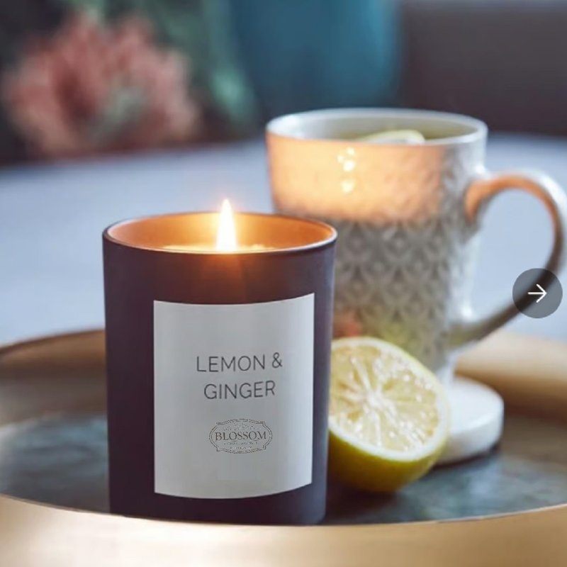 Blossom Lemon & Ginger Scented Candle 220g - เทียนหอม/น้ำหอม/สบู่แฮนด์เมด - ขี้ผึ้ง ขาว