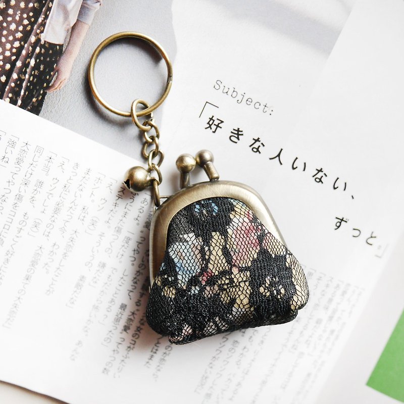 Little woman exquisite gold bag / key ring / wedding small things [made in Taiwan] - Coin Purses - Other Metals Black