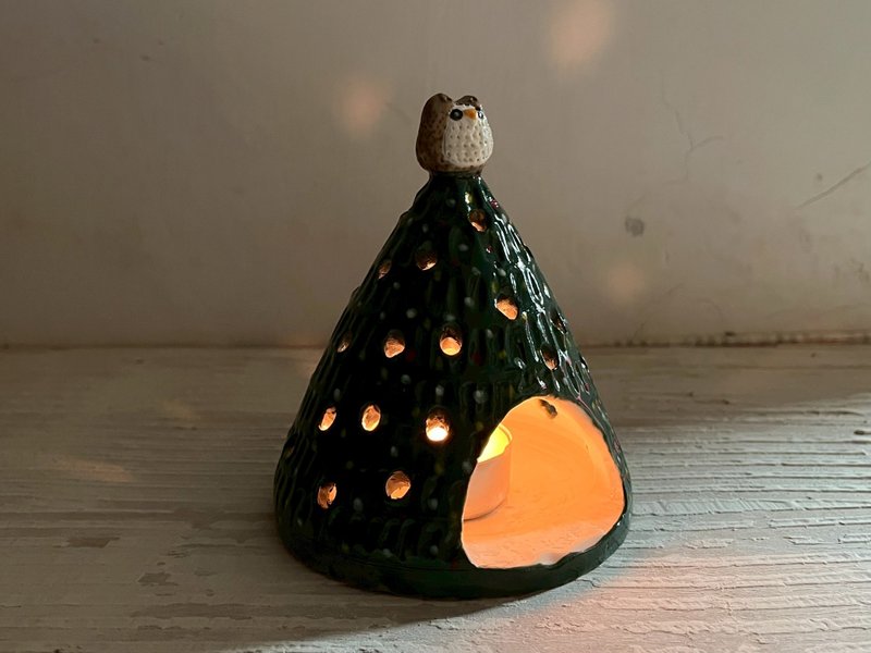 聖誕小樹蠟燭燭台-貓頭鷹和耶誕樹(售完再製款)_陶飾燭台 - 香氛蠟燭/燭台 - 瓷 綠色