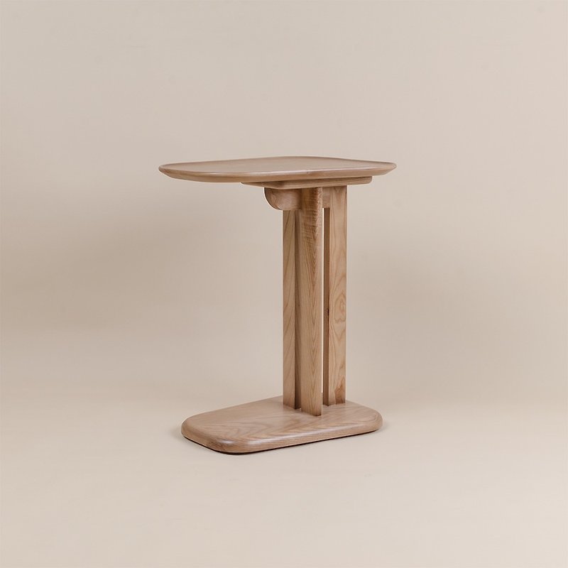 無垢材のシンプルで新しいファッショナブルな無垢材のモバイルコーヒーテーブル - 棚・バスケット - 木製 