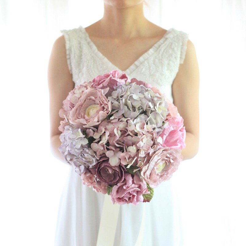 MB107 : ช่อดอกไม้เจ้าสาว สำหรับถือในงานแต่งงาน สีม่วงพาสเทล - งานไม้/ไม้ไผ่/ตัดกระดาษ - กระดาษ สีม่วง