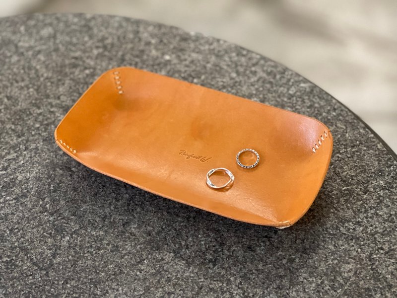 [Handmade Leather Objects] Leather Tray (Camel) - กล่องเก็บของ - หนังแท้ สีกากี