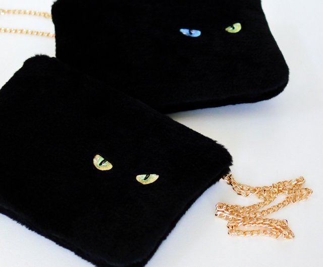 黒猫ショルダーバッグ 猫の目刺繍 フェイクファー - ショップ