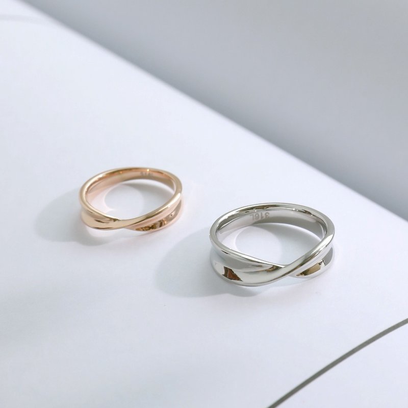 [Customized Gift] The extended unknown. Streamline Cross Ring Couple Ring - แหวนคู่ - สแตนเลส สีเงิน