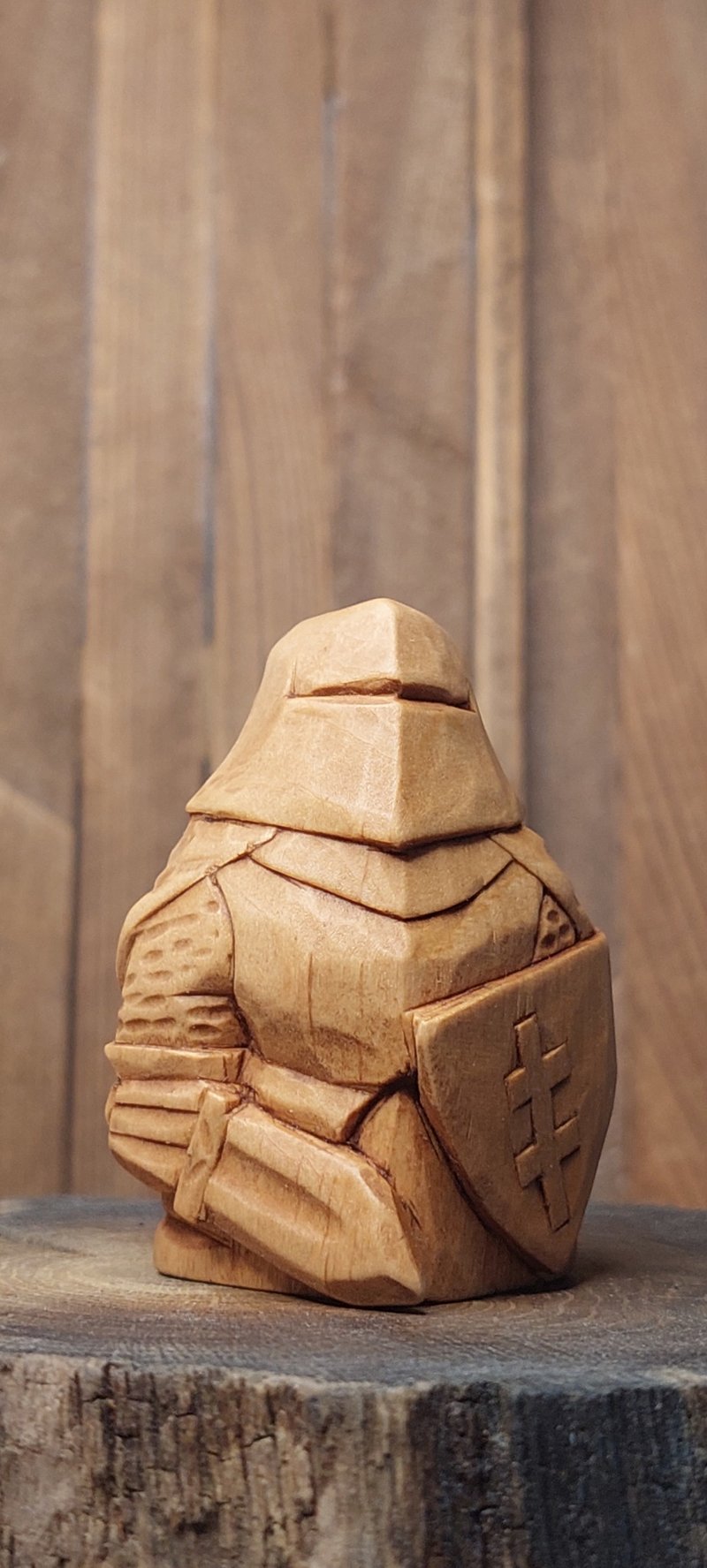 Wood knight figurine - ตุ๊กตา - ไม้ สีทอง