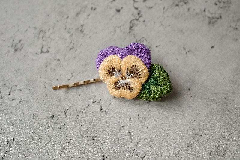 Felt Pansy Embroidery Hair Pin (Yellow/Purple) - Hair Accessories - Thread 