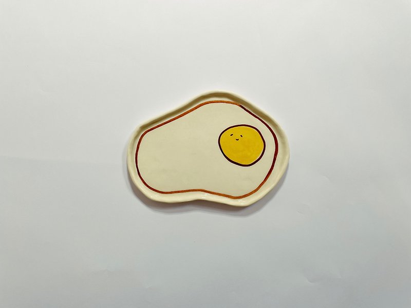 荷包蛋小盤 - 盤子/餐盤 - 陶 多色
