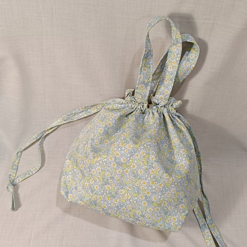 Handmade rope big bag pastoral small floral flowers - Drawstring Bags - Cotton & Hemp Green