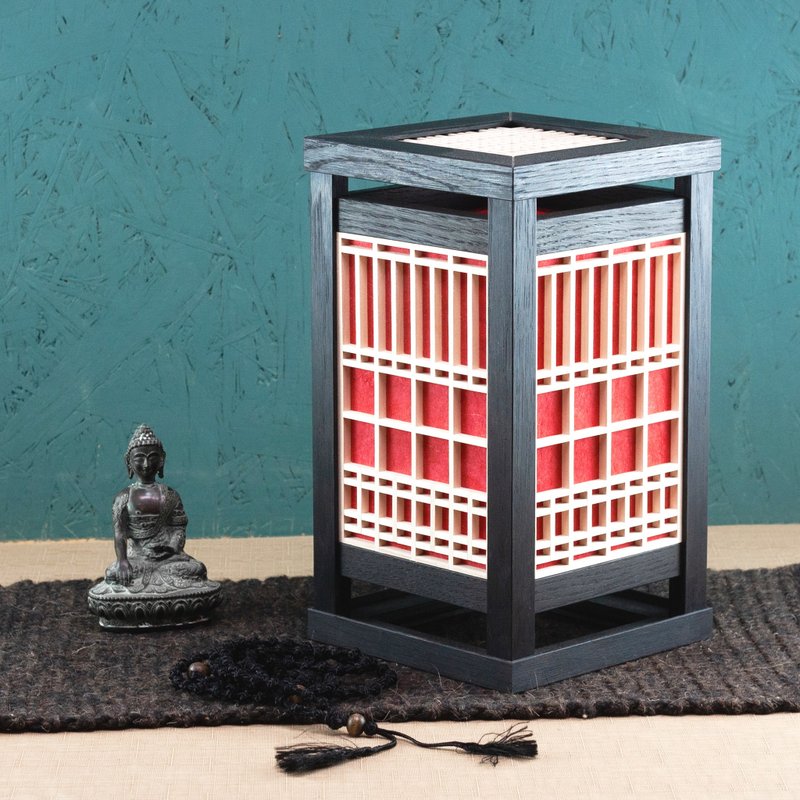Traditional kumiko table night light lantern (version with red shoji paper) - 燈具/燈飾 - 木頭 