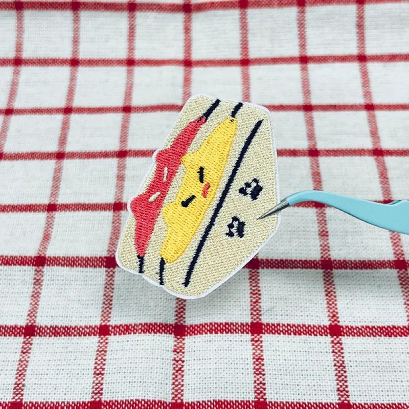 Breakfast Cat Sandwich - Knitting, Embroidery, Felted Wool & Sewing - Thread Yellow