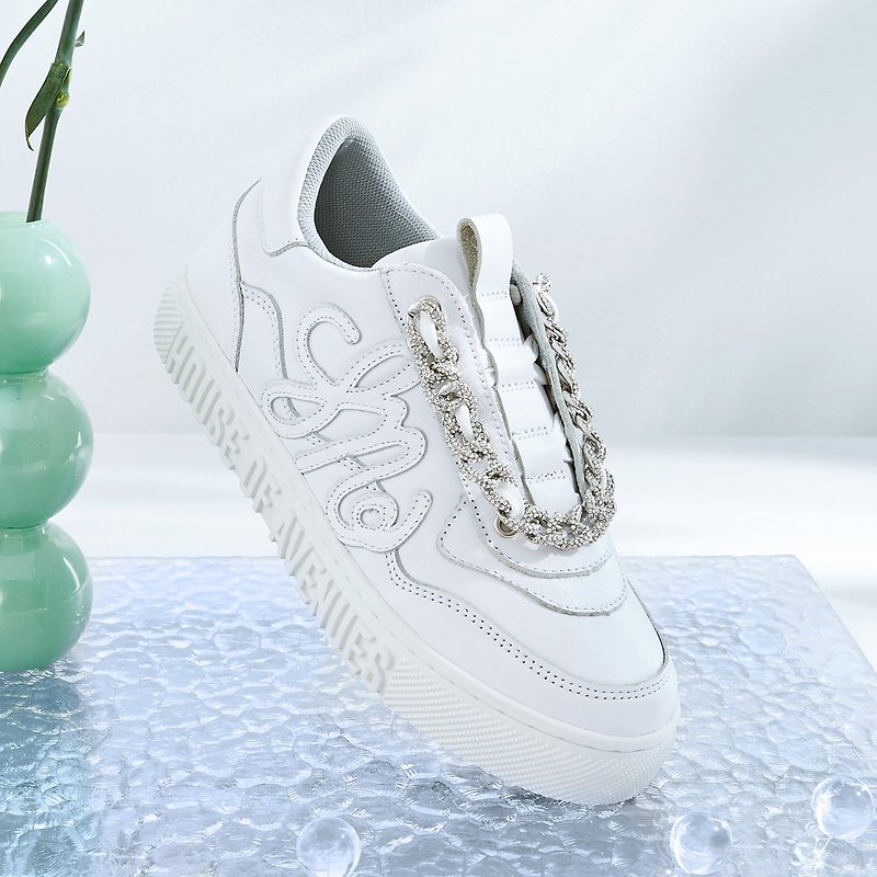 | HOA | Versatile Chain Casual White Shoes | White | 5550 |