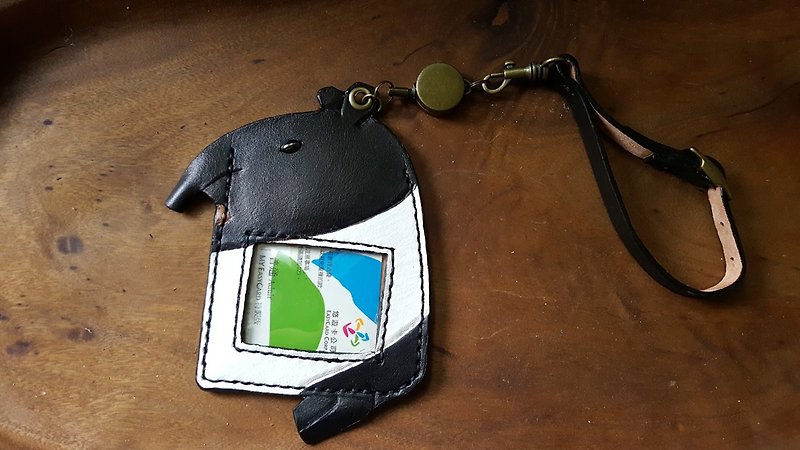 Lovely Malay Tapir Pure Leather Retractable Identification Card/Leisure Card Holder-Engraving on the back - ที่ใส่บัตรคล้องคอ - หนังแท้ สีดำ