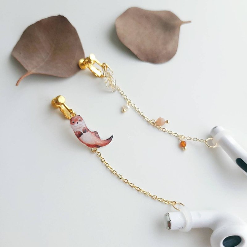 Animal Series-Otter/Headphones Anti-lost Chain - ต่างหู - เรซิน หลากหลายสี