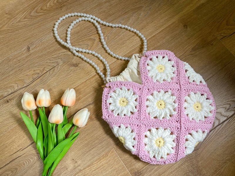 Pearl Chain Daisy Granny Bag - กระเป๋าแมสเซนเจอร์ - ผ้าฝ้าย/ผ้าลินิน 