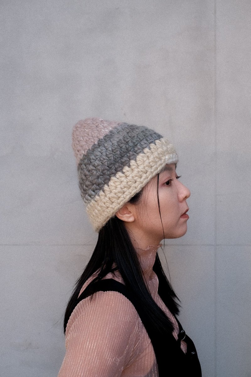 Braided mound hat gradient color - หมวก - ขนแกะ 