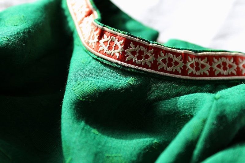 New Chinese style collar embroidered top with golden thread, green radish, ramie and cotton blend - Women's Tops - Cotton & Hemp 